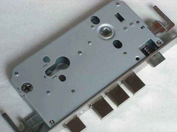 德阳24小时上门开锁公司